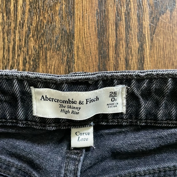 Abercrombie & Fitch The Skinny High Rise CURVE LOVE - Picture 2 of 3